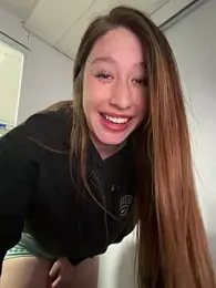 roouse stripchat stream image