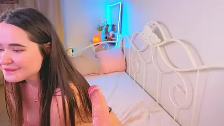 KateBleare stripchat stream image