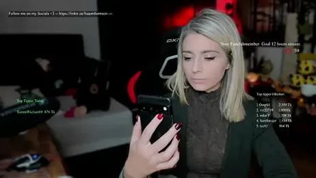 Lisaonthemoon stripchat stream image, 05.10.2025 19:30