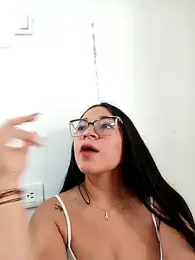 -VICKKY stripchat stream image