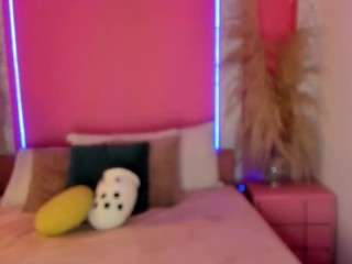 emyliesander camsoda stream image