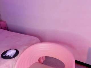 emyliesander camsoda stream image