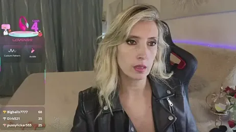 SorayaSapeca stripchat stream image