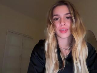 Maci Reynolds flirt4free stream image