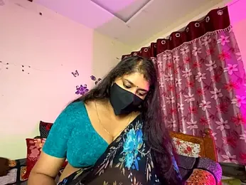 LouleyRanii stripchat stream image