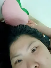 hello098712 stripchat stream image