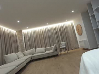 ehotlovea chaturbate stream image