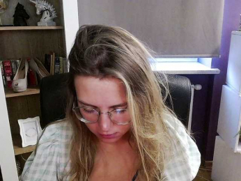 Soft-Zoey bongacams stream image