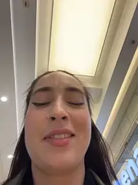 Holly_Play stripchat stream image