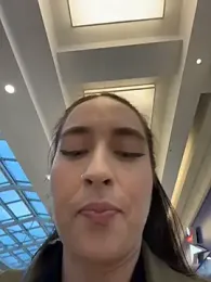 Holly_Play stripchat stream image