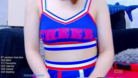 IvoryDreams stripchat stream image