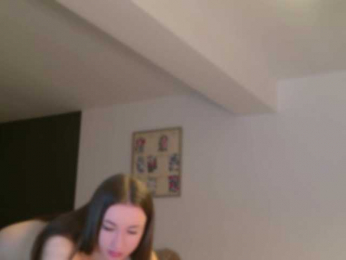 EmilyxJames bongacams stream image