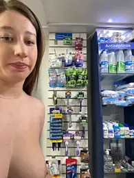 roouse stripchat stream image