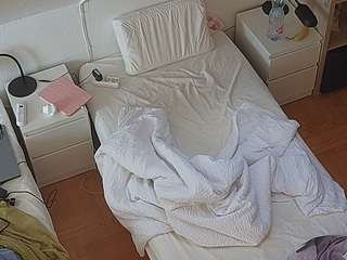 voyeurcam-julmodels-bed-7 camsoda stream image