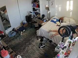 voyeurcam-hornyhostel-02 camsoda stream image