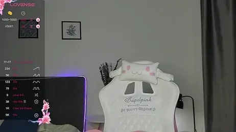 elliediaz stripchat stream image
