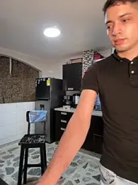 kevin_hotgirls stripchat stream image