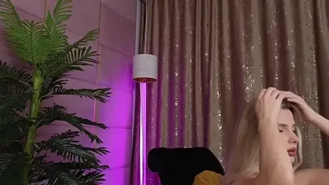 Elliblue stripchat stream image