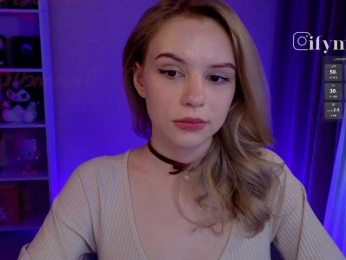 fymryn bongacams stream image