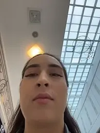 Holly_Play stripchat stream image