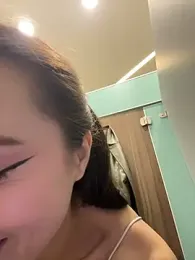 Holly_Play stripchat stream image