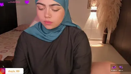 shayla_18 stripchat stream image