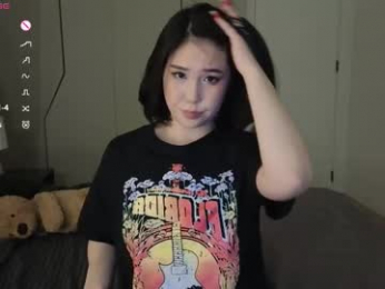 ki_mi chaturbate stream image