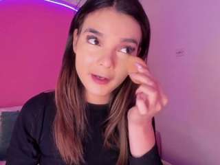 emyliesander camsoda stream image