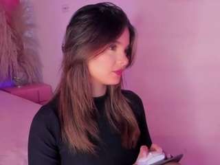 emyliesander camsoda stream image