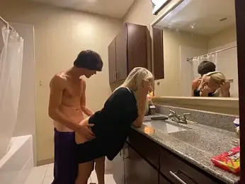 girlfriendmissy stripchat stream image