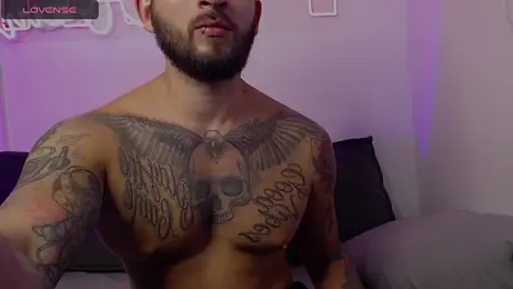 marco_allison01 stripchat stream image