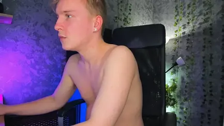 AlexxSweet stripchat stream image