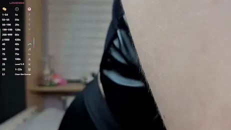 BriannaPeterss stripchat stream image