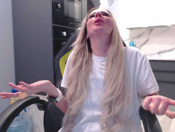 blondalina bongacams stream image