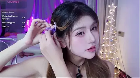 Kiki--2025 stripchat stream image