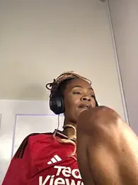 LuciousLips96 stripchat stream image