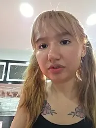 Pinkie_Princes stripchat stream image