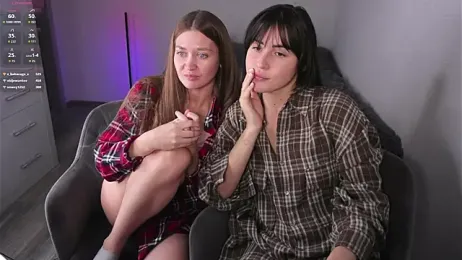 Mari___Anna stripchat stream image