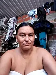 Horny-Mommy-Dirty stripchat stream image