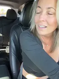 Cherry-red-xo stripchat stream image