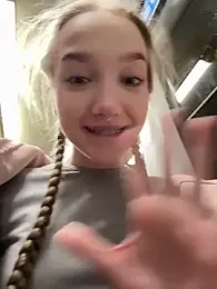 bambi_lu stripchat stream image