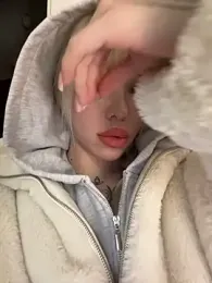 babydolll stripchat stream image