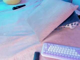 emyliesander camsoda stream image