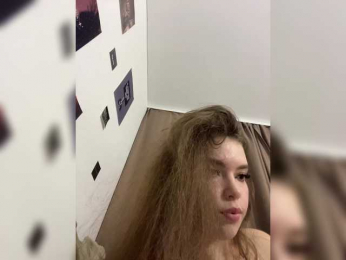 YourLadyyy bongacams stream image