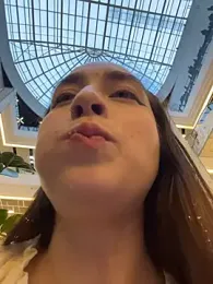 Holly_Play stripchat stream image