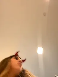 Lolykush stripchat stream image