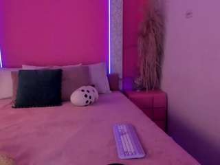 emyliesander camsoda stream image