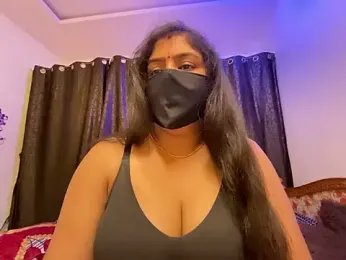 LouleyRanii stripchat stream image