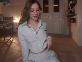 mia_dynasty chaturbate stream image