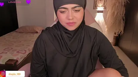 shayla_18 stripchat stream image